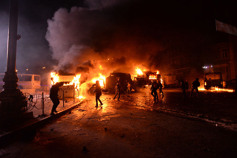 Protesters throwing Molotov Cocktails. Wikipedia CC–BY–SA.